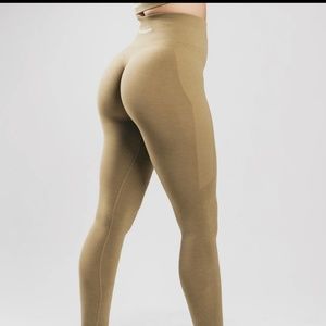Amplify leggings